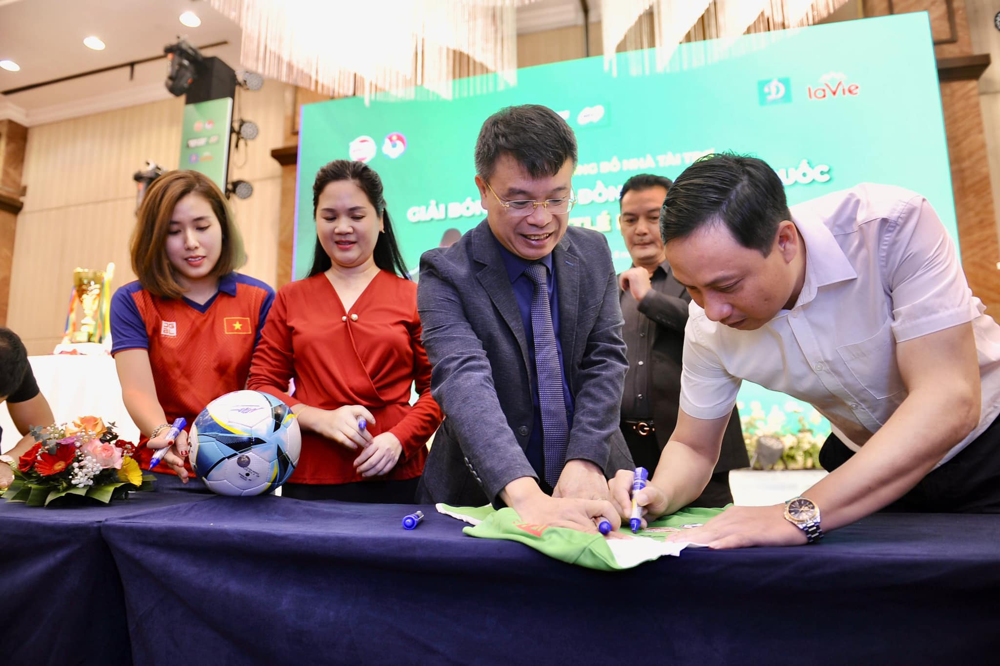 489873910_9720194821381199_6205694544820367936_n